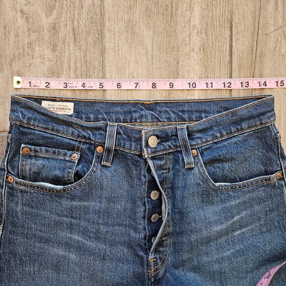 Levi’s 501 Button Fly Straight Leg Jeans Womens Size 29 Denim Blue Medium Wash - Picture 2 of 10